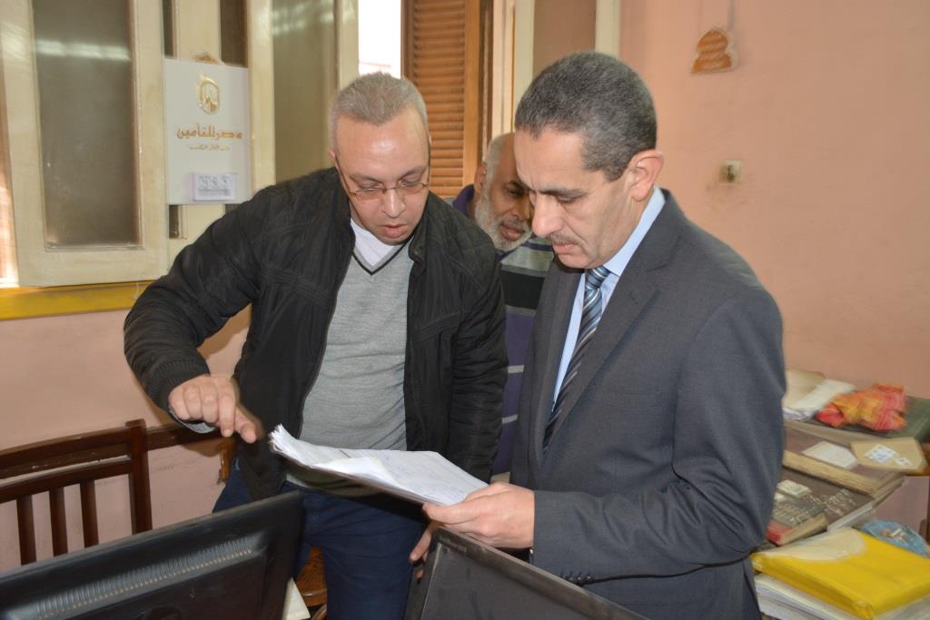 محافظ الغربية ونائبه يتفقدان الخدمات فى جولة مفاجئة بمدينة طنطا (14)