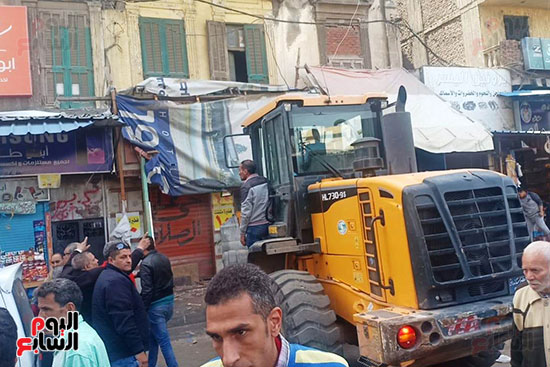 الرقابة الإدارية بالإسكندرية تضرب بيد من حديد على الأسواق (3)