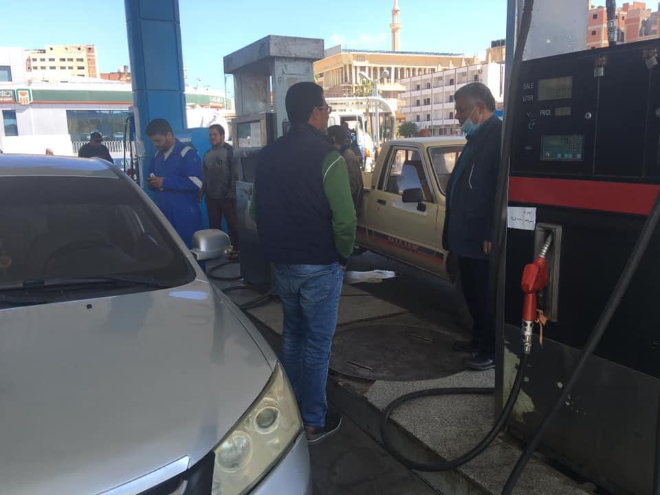 متابعة تطبيق خفض اسعار البنزين بمطروح (5)