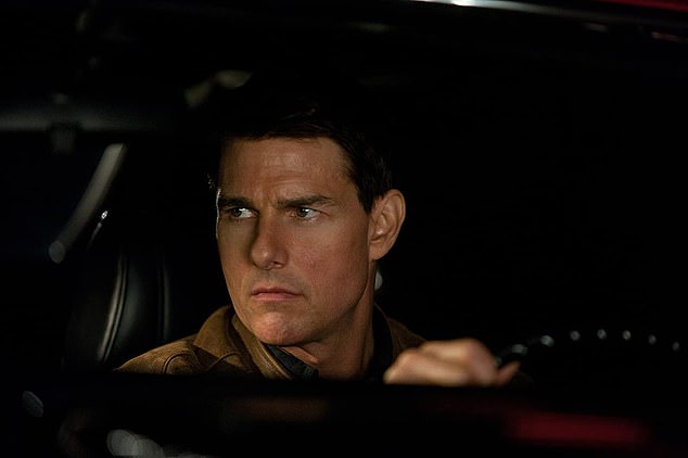 27086252-8211339-Jack_Reacher_Business_is_business_and_I_m_happy_Cruise_got_it_in-a-8_1586652284310
