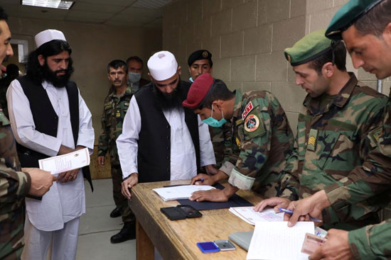 سجين لحركة طالبان يستعد للإفراج عنه