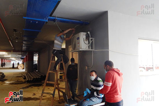 عمال مشروعات ميناء الإسكندرية يلتزمون بالإجراءات الوقائية (3)