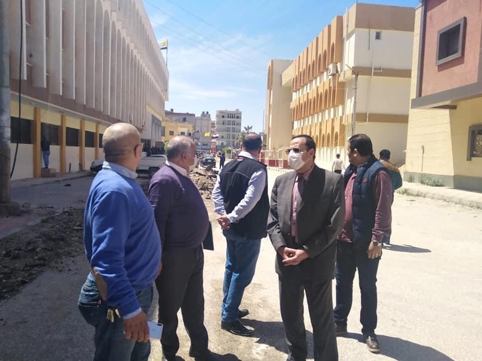  شمال سيناء يتفقد العمل بمجلس مدينة العريش ومنشآت قصر الثقافة الجديد (2)