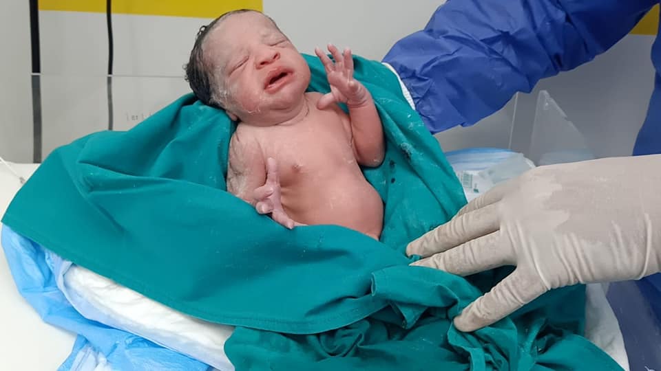 1 المولودة شفى عقب ولادتها داخل مستشفى العزل بإسنا