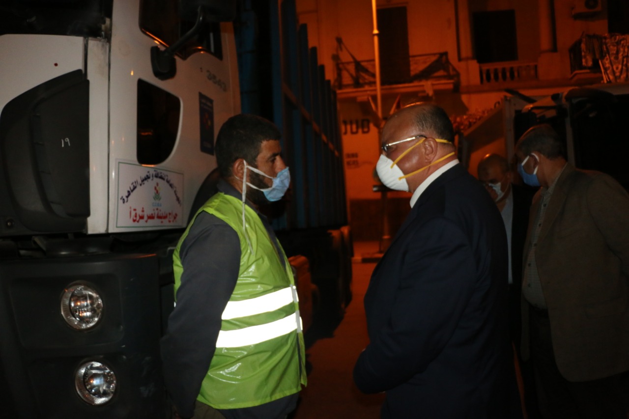 محافظ القاهرة يتابع حملات النظافة بالقاهرة (1)