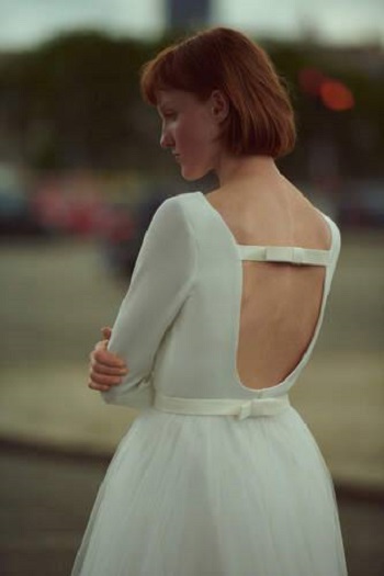 فستان زفاف بحزام للخصر