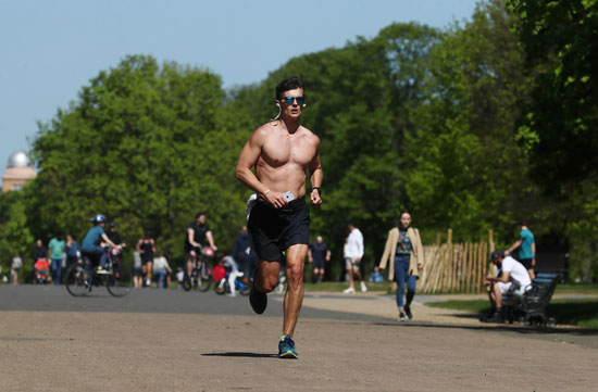 ممارسة الرياضة بحدائق لندن