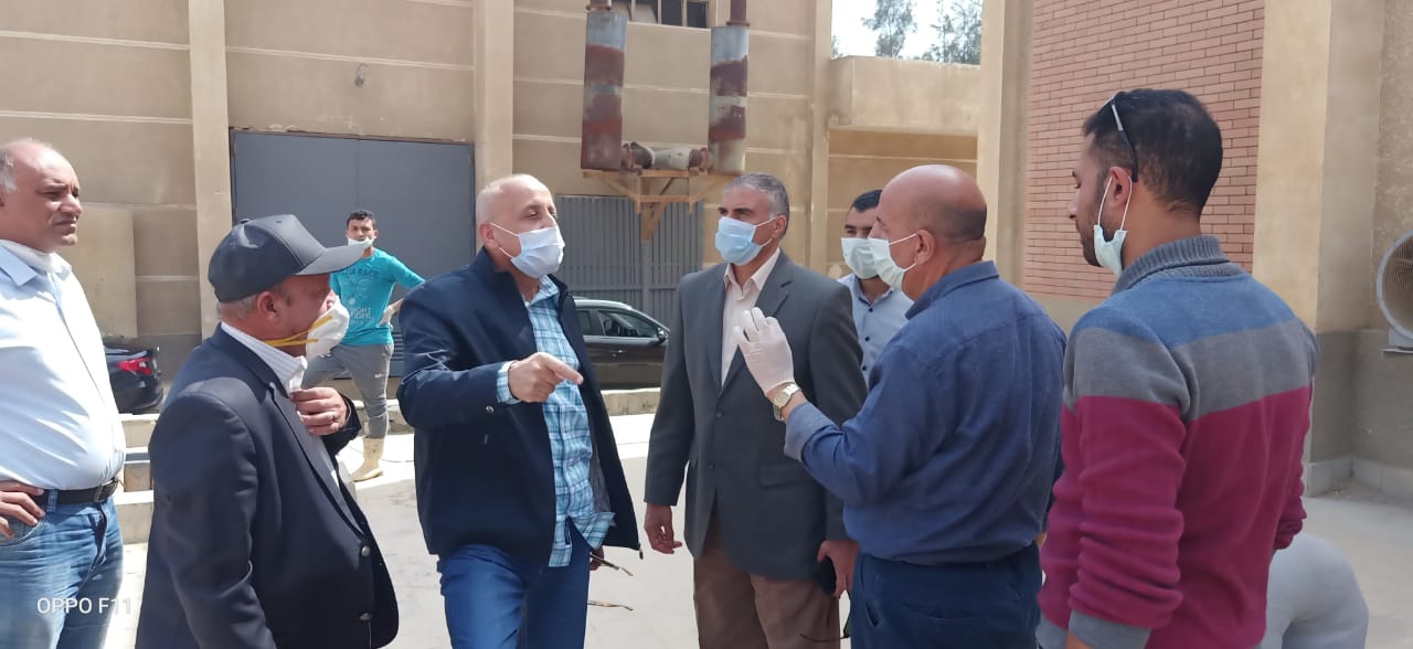نائب رئيس هيئة المجتمعات يتفقد محطات الصرف بالقاهرة الجديدة  (7)