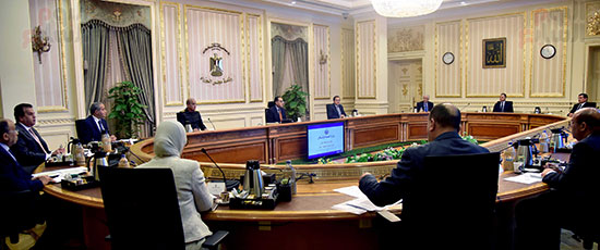 اجتماع اللجنة العليا لادارة ازمة كورونا  (6)