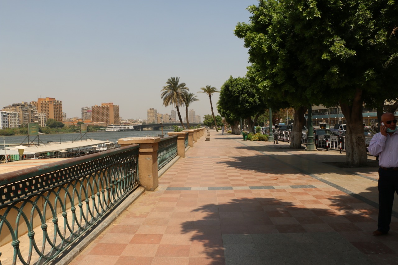 محافظ القاهرة يتفقد شوارع العاصمة لمتابعة الالتزام بقرارت شم النسيم (8)