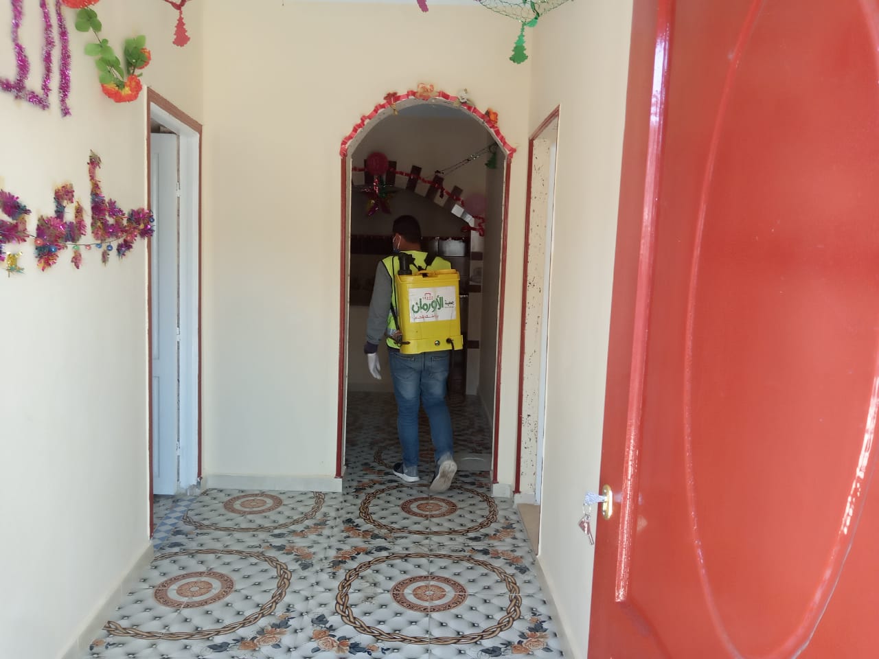 تسليم 90 أسرة منازلهم بعد إعادة اعمارهم فى محافظة الأقصر
