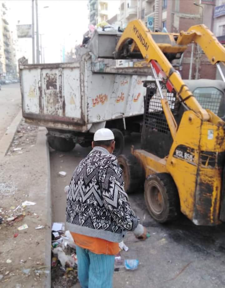 رفع القمامة ونظافة وتطهير شوارع الشرقية (2)