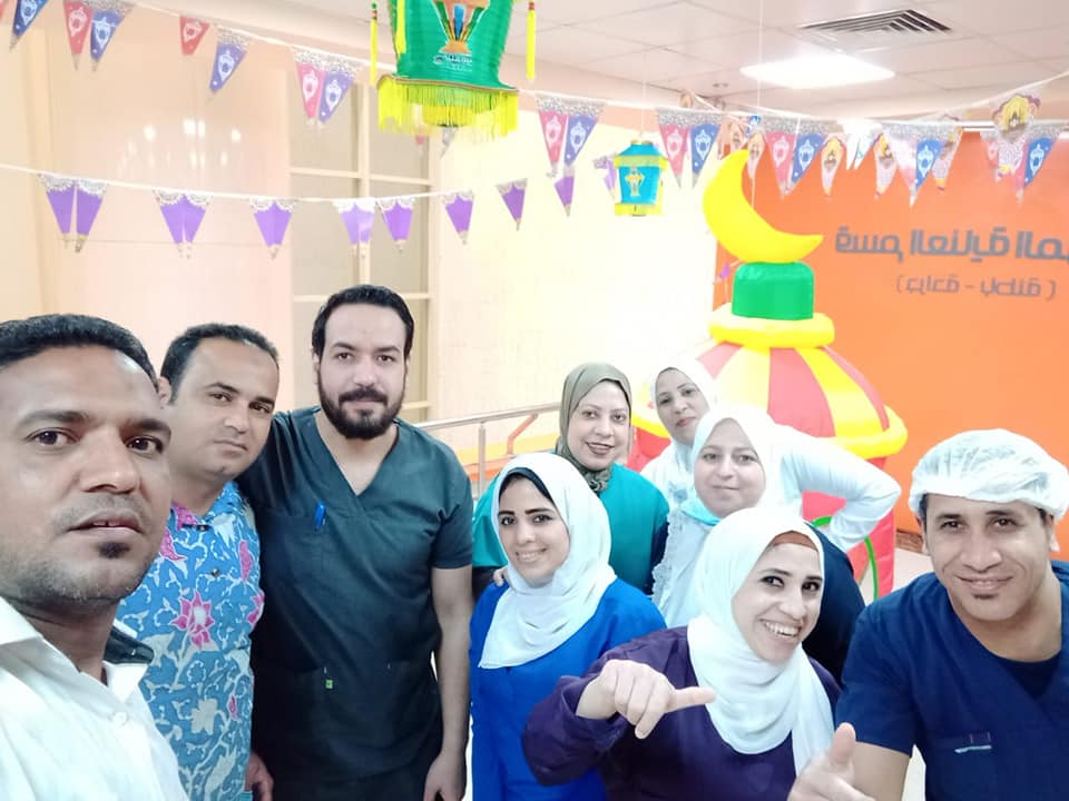 سعادة أطباء مستشفى العزل بزينة رمضان