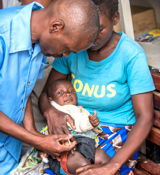 اول تطعيم للملاريا يتم تجربته على الاطفال
