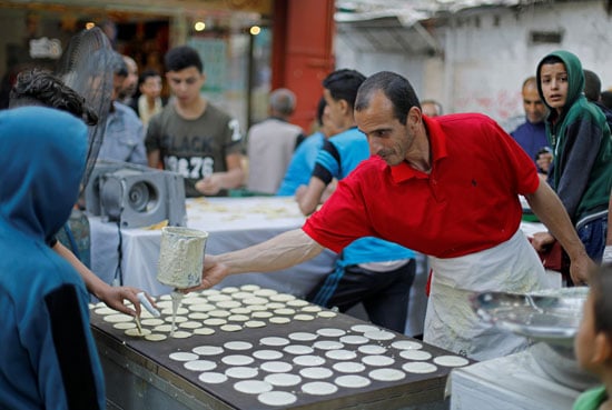 محال الحلويات بفلسطين