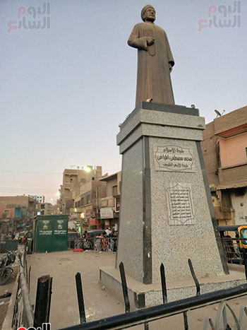 تمثال الإمام المراغى شيخ الأزهر (9)