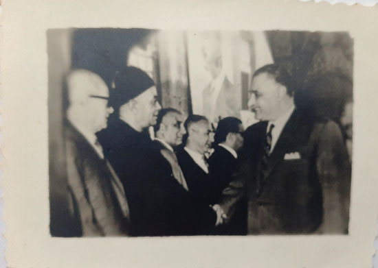 الرئيس-عبد-الناصر-والشيخ-محمد-علوان