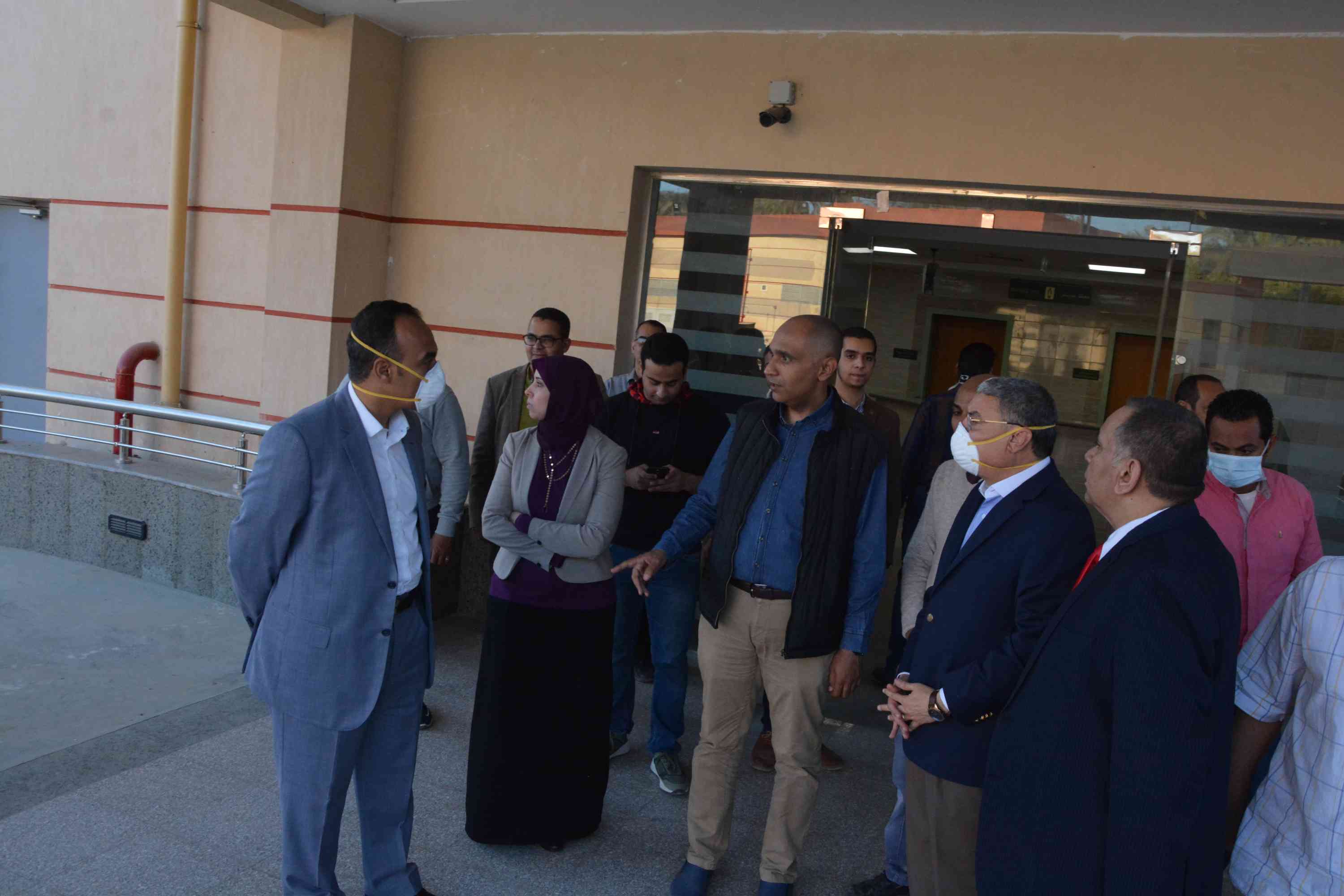  محافظ المنيا يفتتح مستشفى ملوى العام (8)