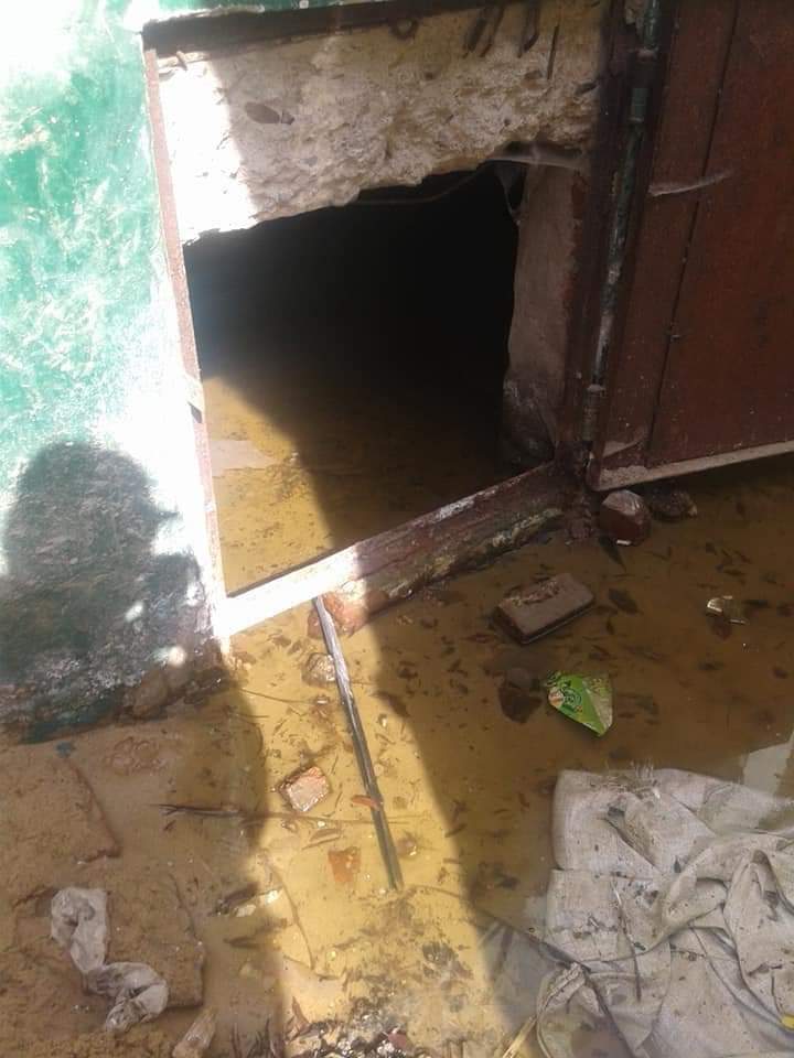 غرق مقابر منطي بالصرف الصحي 2