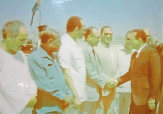 النائب-عبد-العزيز-مصطفى-والرئيس-الاسبق-مبارك