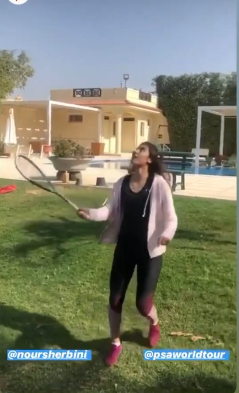 تحدى المناديل على مضرب الاسكواش.. نور الشربيني تواجه ...