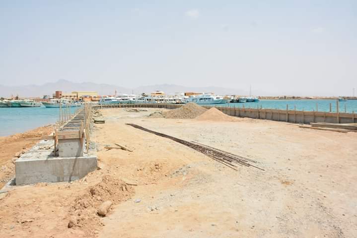 محافظ جنوب سيناء يتفقد تنفيذ المشاريع (1)
