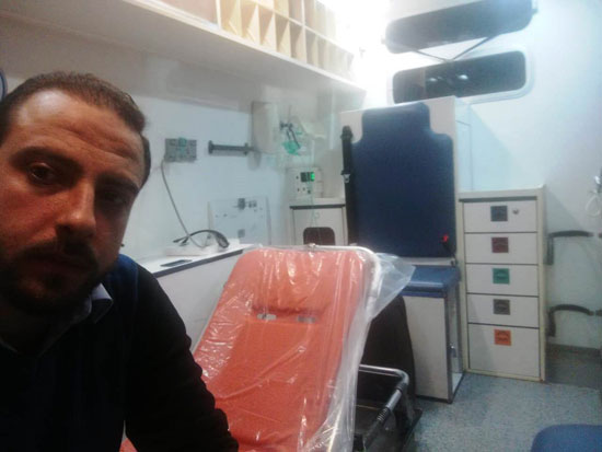 أحد المتعافين من كورونا بمستشفى العزل فى قها (14)
