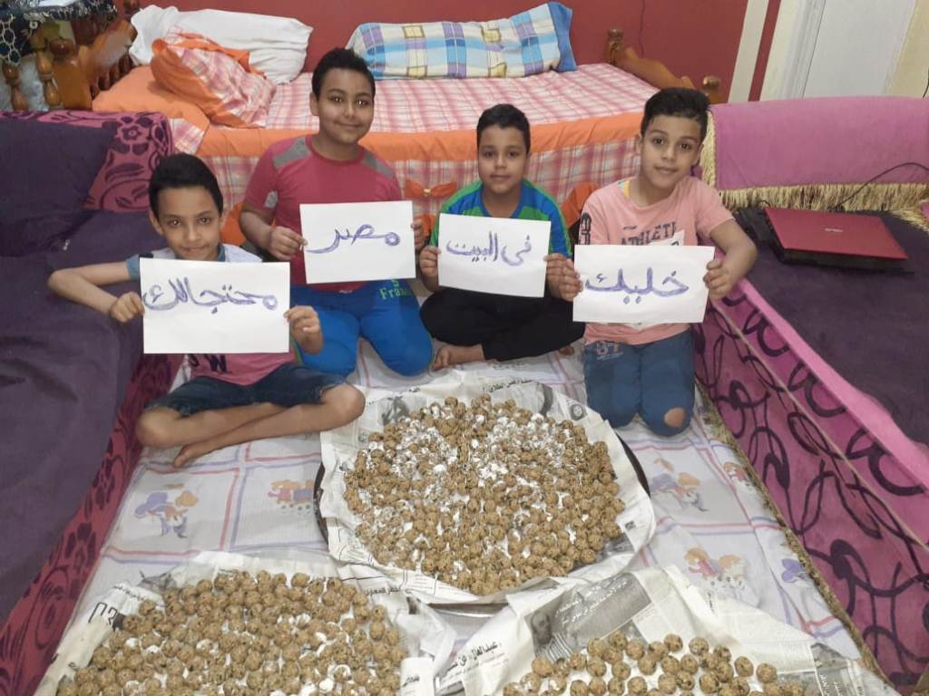 جانب من رسالة الأطفال خلال إعداد الكباب لمولد أبوالحجاج جانب من رسالة الأطفال خلال إعداد الكباب لمولد أبوالحجاج