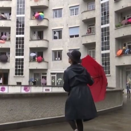 رقص بالمظلات فى سويسرا