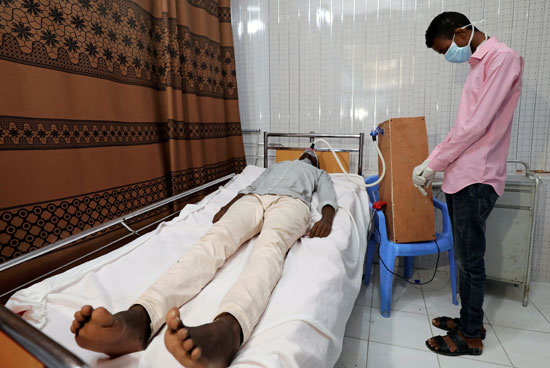 محمد عدوي مدير المستشفى الصومالي السوري في مقديشو