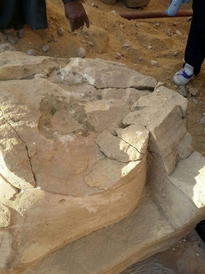 قاعدة تمثال سيتى الثانى قاعدة تمثال سيتى الثانى