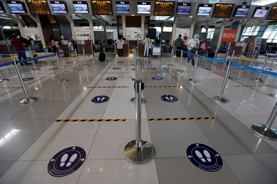 علامات التباعد الاجتماعى