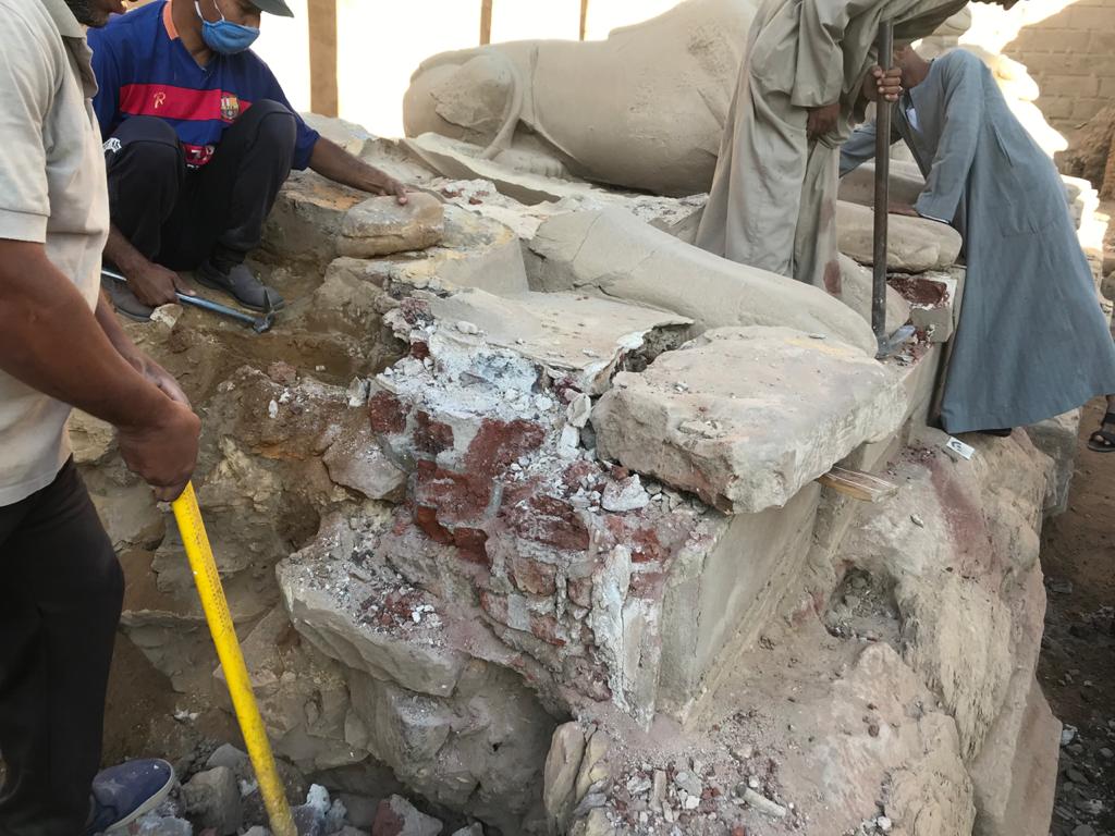 أخطاء الترميم القديم للكباش (3)