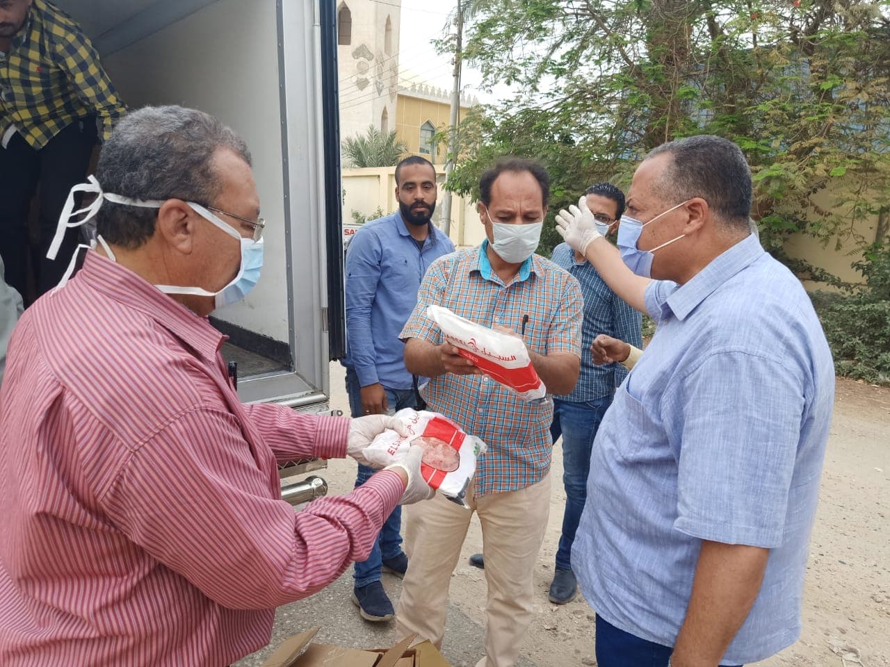 حملات تموينية بمراكز اسيوط (2)