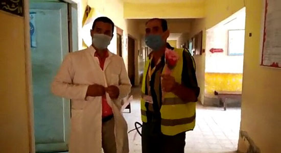 إهداء أطقم تمريض مستشفى تفهنا العزب الورود (4)