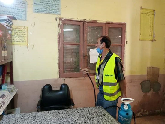 إهداء أطقم تمريض مستشفى تفهنا العزب الورود (7)