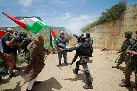 عنف الاحتلال الاسرائيلى