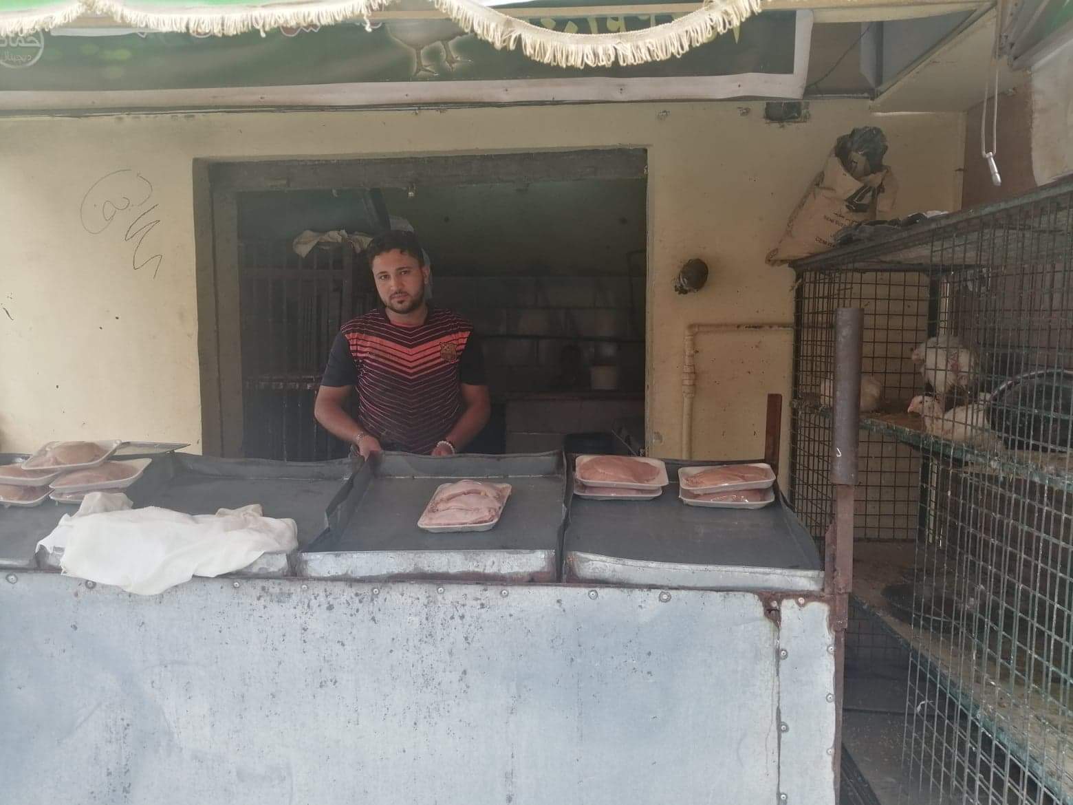 أصحاب المحلات ببنى سويف (4)