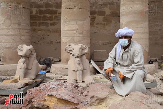 كبير-عمال-الكرنك-يكشف-مهارة-العمال-وإكتشاف-دمار-29-كبش-بالصدفة كبير-عمال-الكرنك-يكشف-مهارة-العمال-وإكتشاف-دمار-29-كبش-بالصدفة