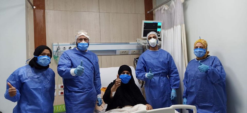 خروج 13 حالة بعد شفاؤهم من كورونا بمستشفى إسنا خروج 13 حالة بعد شفاؤهم من كورونا بمستشفى إسنا