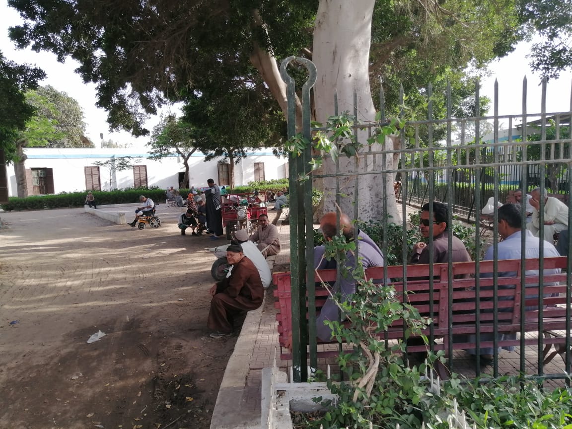 توزيع المواد الغذائية بمستعمرة الجزام (4)