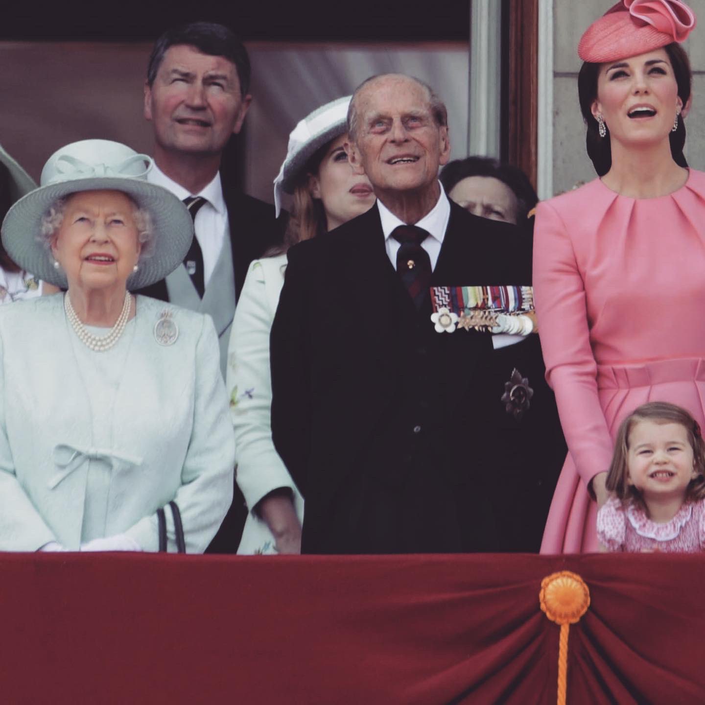 العائلة الملكية البريطانية تهنئ الأميرة شارلوت بعيد ميلادها الـ 5  (4)