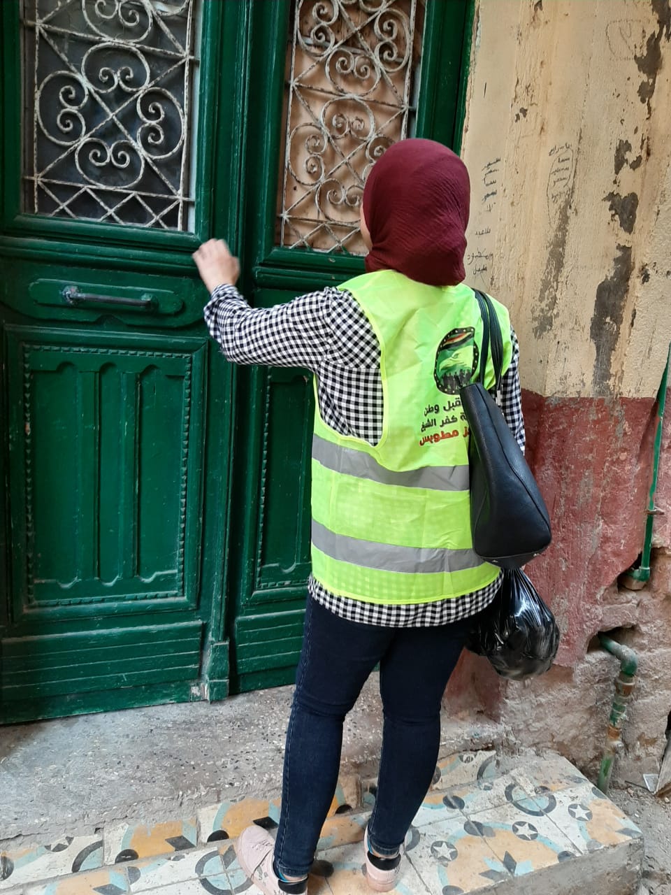 توزيع مواد غذائية  (6)