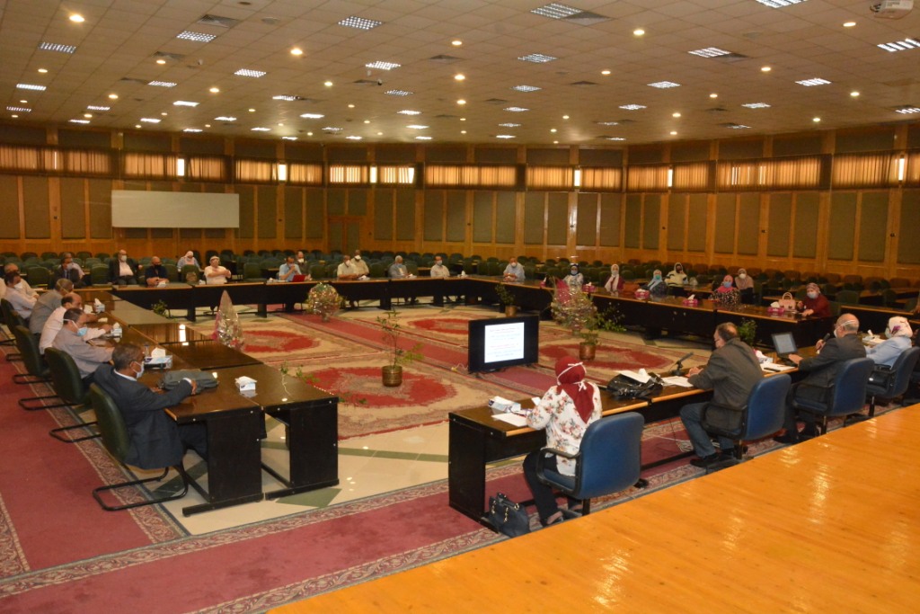 اجتماع مجلس كلية الطب  (4)