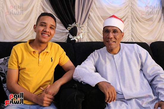 محمود عبد الفتاح الطاروطى و والده