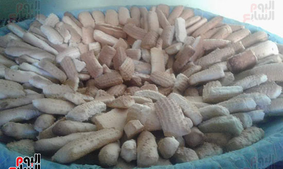 بسكويت-العيد-فى-المنازل-بعد-تجهيزه بسكويت-العيد-فى-المنازل-بعد-تجهيزه