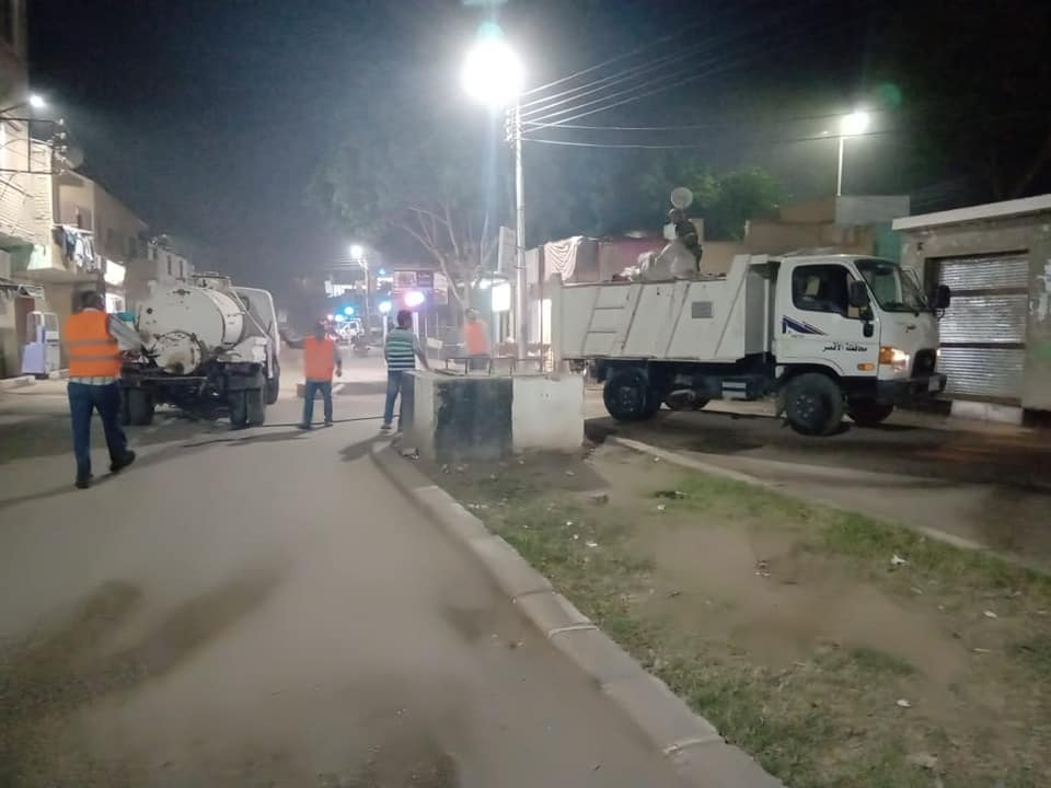 مدينة الطود تواصل حملات الرش والتعقيم ليلاً لمكافحة العدوى بكورونا مدينة الطود تواصل حملات الرش والتعقيم ليلاً لمكافحة العدوى بكورونا