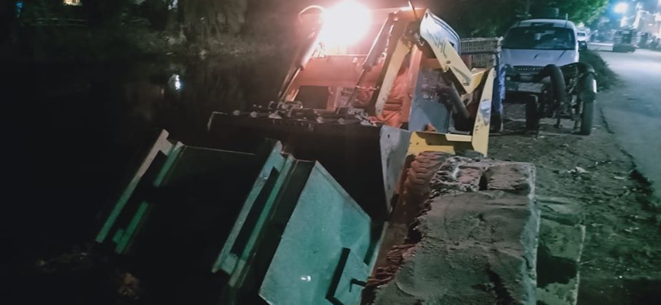 حملات النظافة الليلية بقرى إسنا