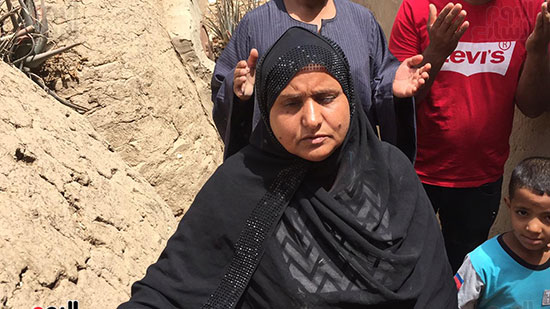 أسرة الشهيد مؤمن أبو اليزيد (5)