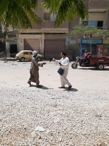 توزيع الكمامات مجاناً (2)